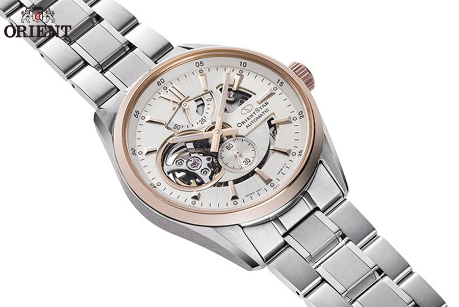 Orient Star Skeleton RE-AV0123G00B sang trọng và trẻ trung