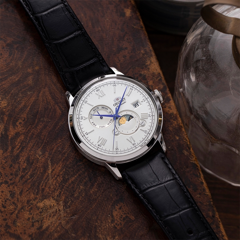 Ảnh Đồng hồ Orient Classic Sun and Moon RA-AK0802S10B