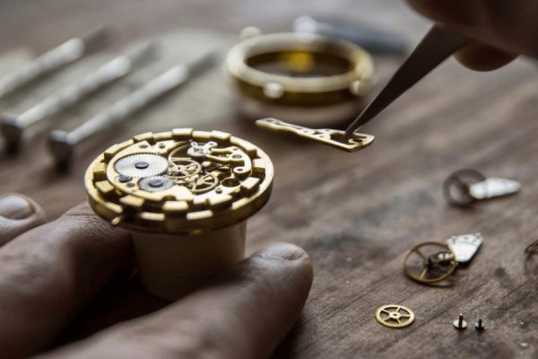 Caliber là gì? Tìm hiểu linh hồn của một chiếc đồng hồ cơ