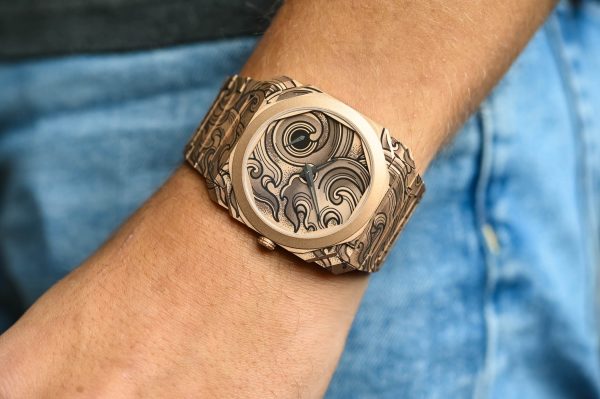 Đồng hồ bát giác – Vì sao các nhà sưu tầm mê mẩn kiểu dáng “góc cạnh” này?
