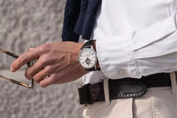 Swiss Made – Cụm từ ẩn chứa giá trị thực hay chỉ là nhãn mác thương mại?