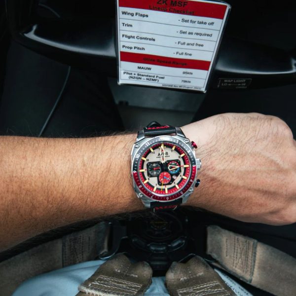 Đồng hồ phi công – Biểu tượng bầu trời trên cổ tay