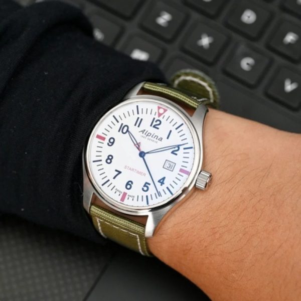 Đồng hồ phi công – Biểu tượng bầu trời trên cổ tay