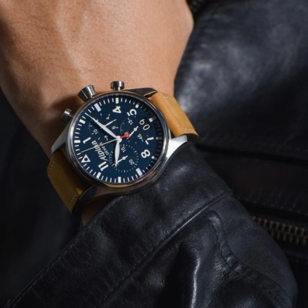 Đồng hồ phi công – Biểu tượng bầu trời trên cổ tay