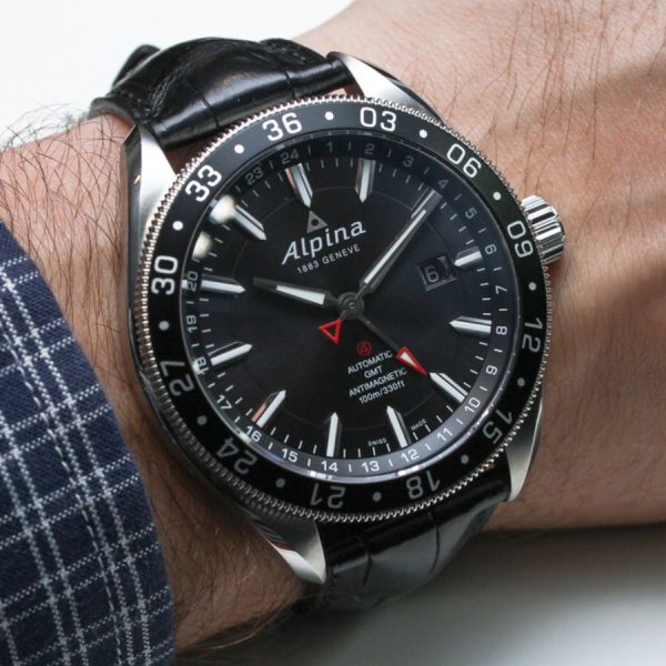 Đồng hồ phi công – Biểu tượng bầu trời trên cổ tay