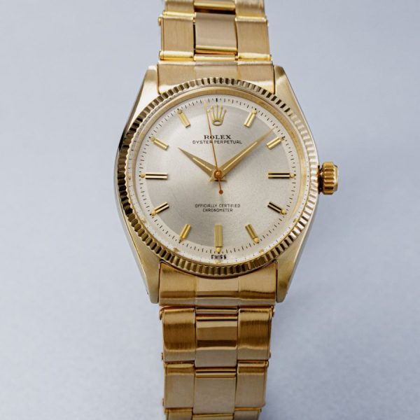 Kỹ thuật mạ vàng PVD – Bí mật lớp áo sang trọng của đồng hồ