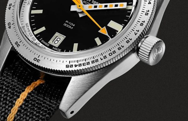Slide Rule Bezel – &#8220;Máy tính&#8221; cơ học trên cổ tay phi công