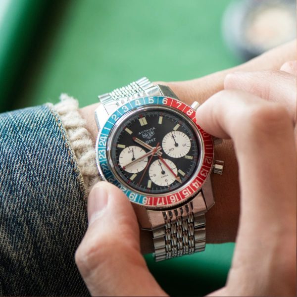 Slide Rule Bezel – &#8220;Máy tính&#8221; cơ học trên cổ tay phi công