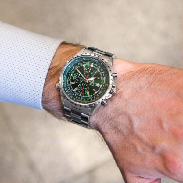 Slide Rule Bezel – &#8220;Máy tính&#8221; cơ học trên cổ tay phi công