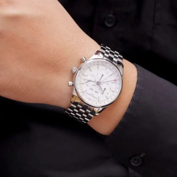 Triple Calendar – Vẻ đẹp cổ điển của lịch ba chức năng