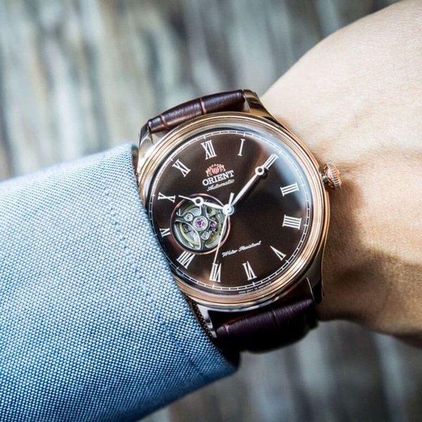 Đồng Hồ Orient Caballero: Đánh Giá Chi Tiết “Quý Ông Cổ Điển” Của Thương Hiệu