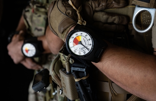 Altimeter – Trợ thủ đo độ cao dành cho người chinh phục bầu trời