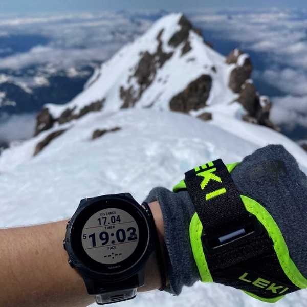 Altimeter – Trợ thủ đo độ cao dành cho người chinh phục bầu trời