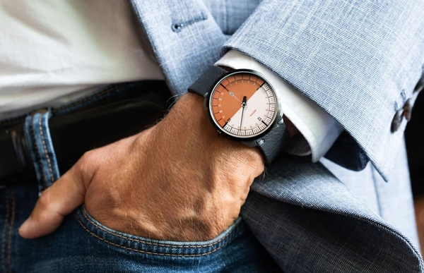 Đồng hồ 24h là gì ? Có điểm gì khác so với đồng hồ thông thường