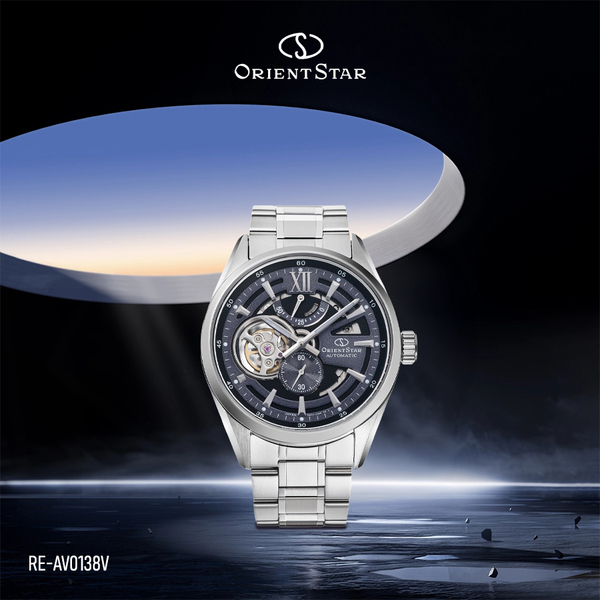 Đặt lên bàn cân 2 thế hệ Contemporary Modern Skeleton: Nụ cười Joker huyền thoại hay bước đột phá Openwork