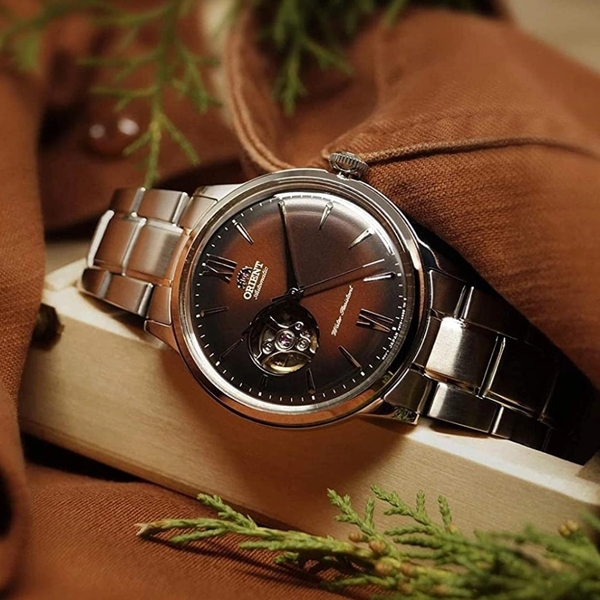 Orient Helios – Tuyệt tác khiến thần mặt trời thức giấc ngay trên cổ tay bạn