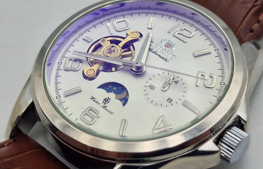 Đồng hồ Orient Trung Quốc hàng fake 100% và những hậu quả