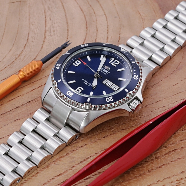 Orient Mako và Orient Ray – Thanh lịch hay sự mạnh mẽ